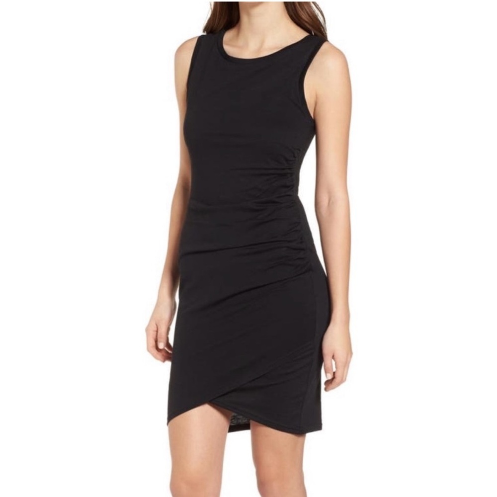 Leith Ruched Side Black Sleeveless Dress